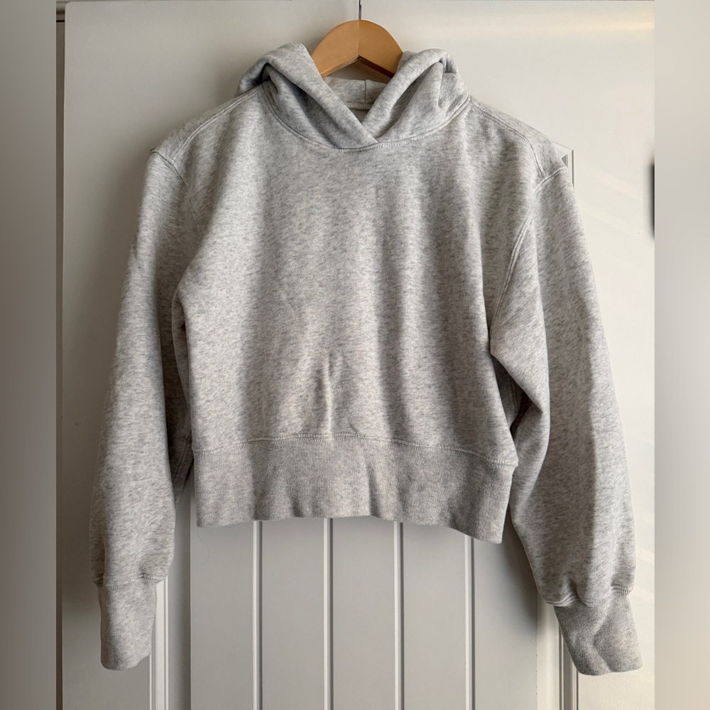Abercrombie & Fitch Light Gray Cropped Hoodie
